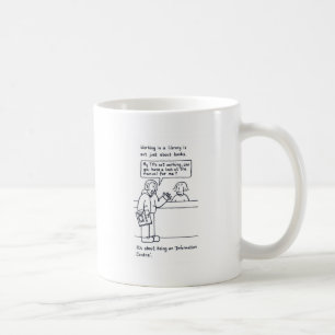 Kvinnlig kund för bibliotekariehumor kaffemugg