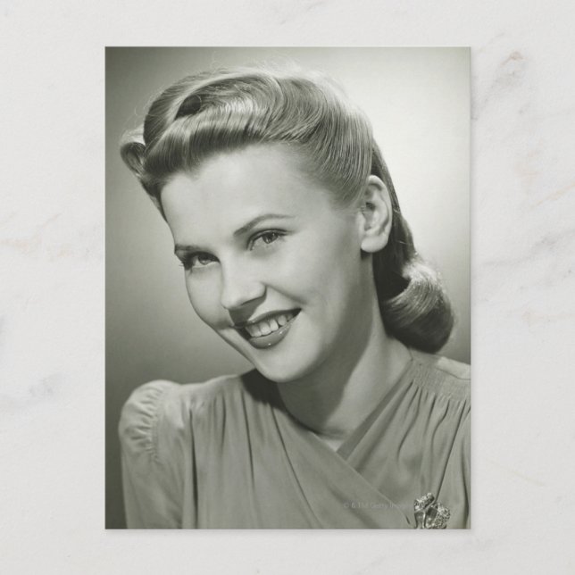 Kvinnlig leende 2 vykort (Framsida)