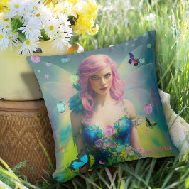 Kvinnlig Rosa Hair Fairy Porträtt i Grönt Dress Kudde