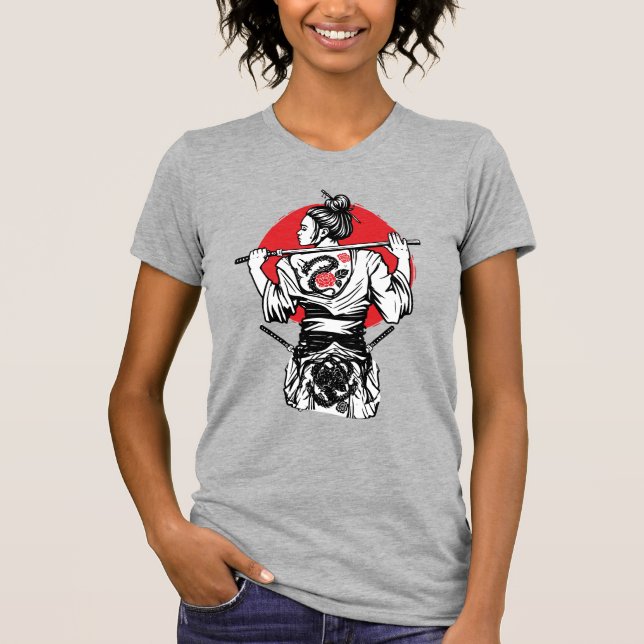 Kvinnlig Samurajkrigare – Drakrosstatuering Japan T Shirt (Framsida)