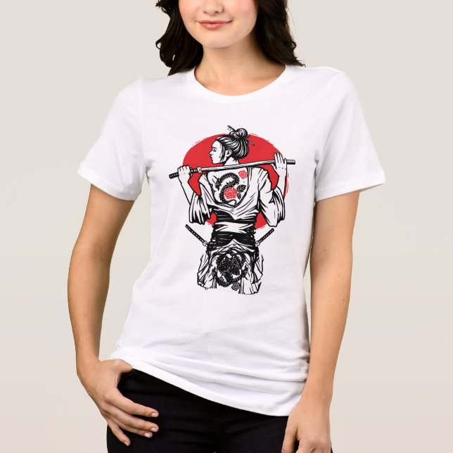 Kvinnlig Samurajkrigare – Drakrosstatuering Japan T Shirt (Framsida)