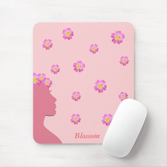 Kvinnlig siluett, blommor & text på rosa musmatta (Med mus)