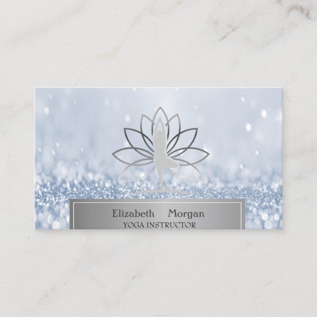 Kvinnlig Siluett Lotus Yogainstruktör Blå Bokeh Visitkort (Framsida)