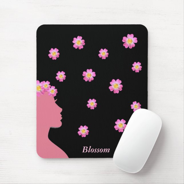 Kvinnlig siluett, rosa blommor & text på svart musmatta (Med mus)