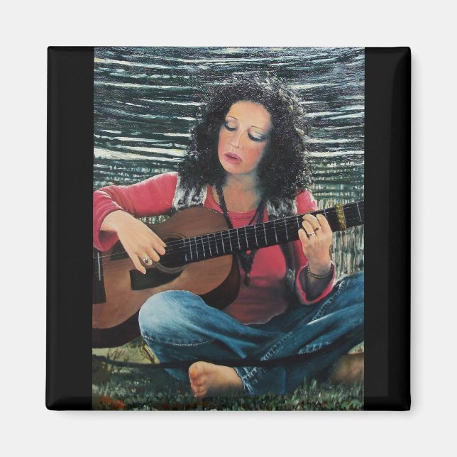 Kvinnlig spelmusik med akustiskt gitarr magnet (Framsidan)