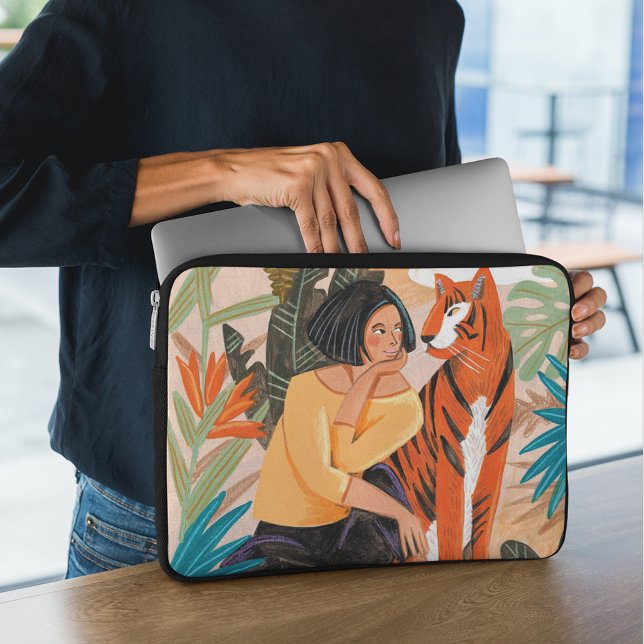 kvinnlig tiger orange flickig landskapsillustratio laptop fodral (Skapare uppladdad)