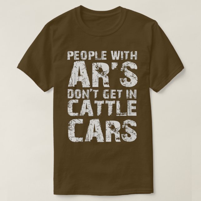 Kvinnliga, konstiga, sarkastiska personer med ARs  T Shirt (Design framsida)