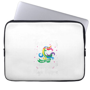 Kvinnliga lärare är som enhörningar de gör magi  laptop fodral