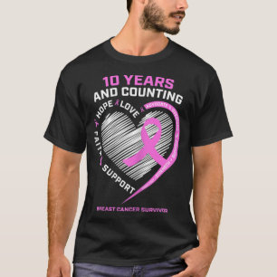 Kvinnor 10 år i Bröstcancer överlevande för kvinno T Shirt