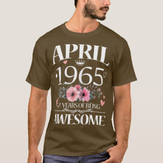 Kvinnor 57 år gamla i april 1965 Blommigt 57 T Shirt