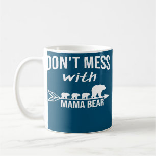Kvinnor är inte med Mamma Bear Funny Mor Kaffemugg