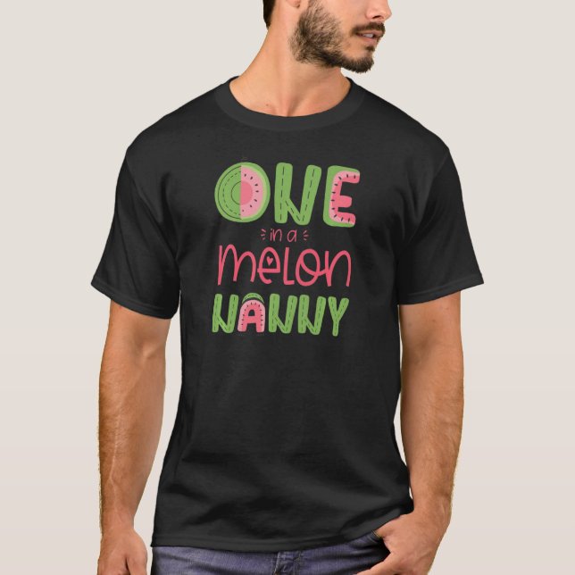 Kvinnor en i Melon Nanny Cute Watermelon First T Shirt (Framsida)