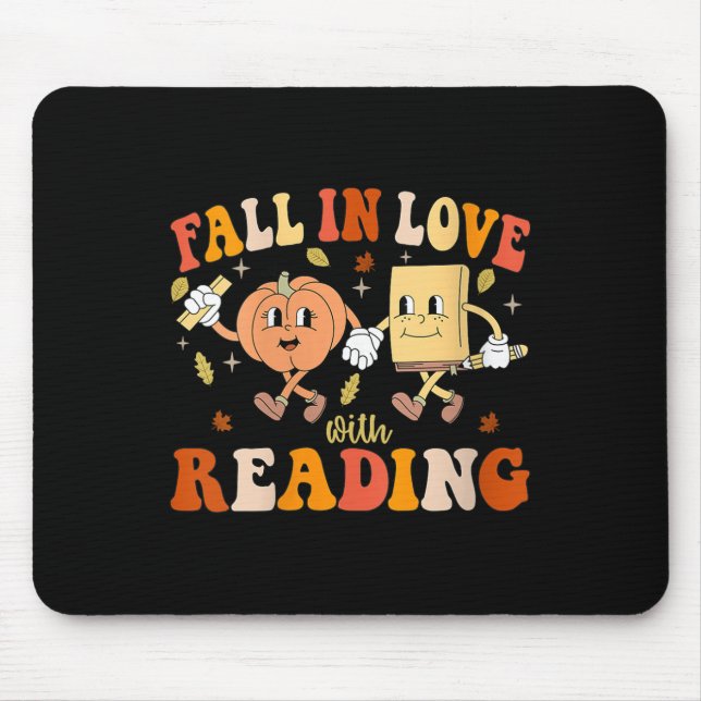 Kvinnor Groovy Fall In Love Med Läsning Thanksgivi Musmatta (Framsidan)