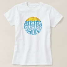 KVINNOR HÄR KOMMER SOL T-Shirt