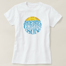 KVINNOR HÄR KOMMER SOL T-Shirt