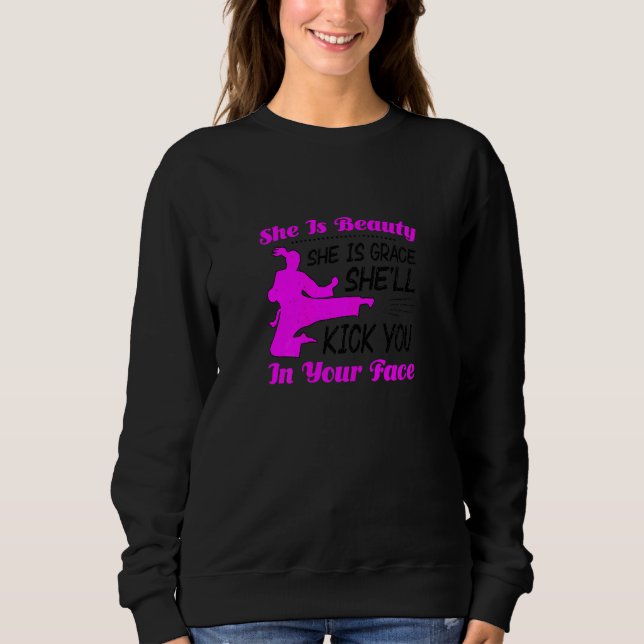 Kvinnor Hon Är Skönhet Hon Är Nåde Hon Sparkar Dig T Shirt (Framsida)