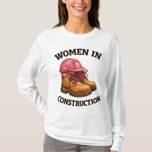 Kvinnor i byggarbetarstövlar och hjälm t shirt