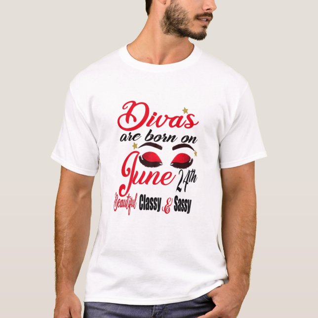 Kvinnor i Cute Divas föds den 24 juni T Shirt (Framsida)