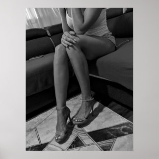 Kvinnor i högklackar poster