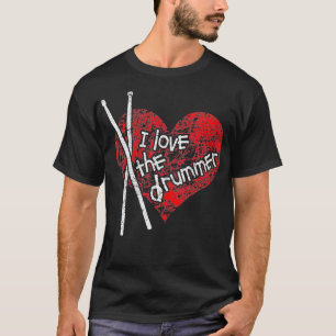 Kvinnor i kärlek med trumma, rött hjärta och trumm t shirt