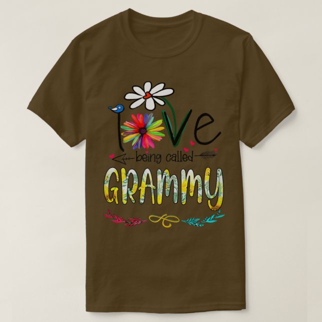 Kvinnor i Kärlek som kallas Grammy Solros Mor T Shirt (Design framsida)