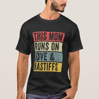Kvinnor i Mamma Springa vid Kärlek och Mastiff Hun T Shirt
