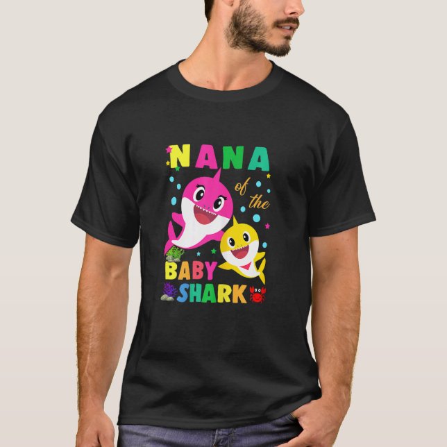 Kvinnor i Nana, födelsedagsfamiljen i Baby Nana-ha T Shirt (Framsida)