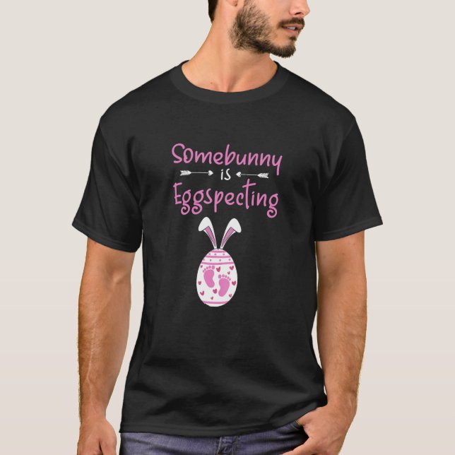 Kvinnor i Påsk Gravid Meddelande om graviditet och T Shirt (Framsida)