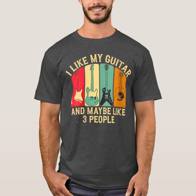 Kvinnor Jag Gillar Min Gitarr Och Kanske Gillar 3  T Shirt (Framsida)