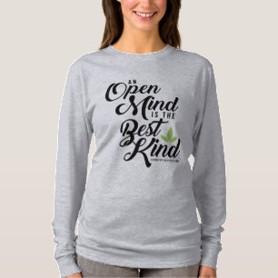 Kvinnor knuffar av öppna Cannatopia varar besvär T Shirt