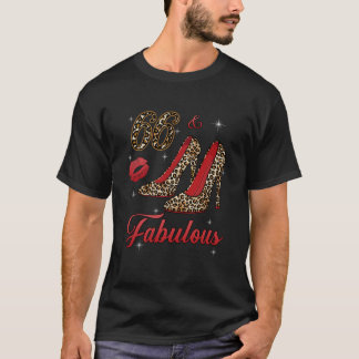 Kvinnor leopard-högklackar 66 och fantastiska lyck t shirt