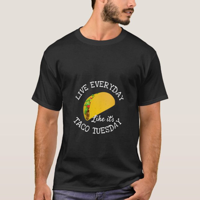 Kvinnor lever dagligen som Tacho Älskare T Shirt (Framsida)