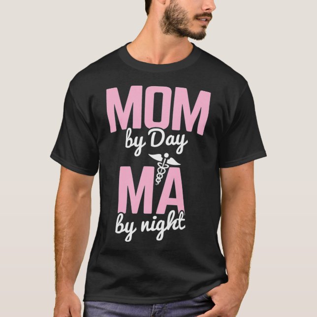 KVINNOR Mamma efter dagtid MORSA av nattassistente T Shirt (Framsida)