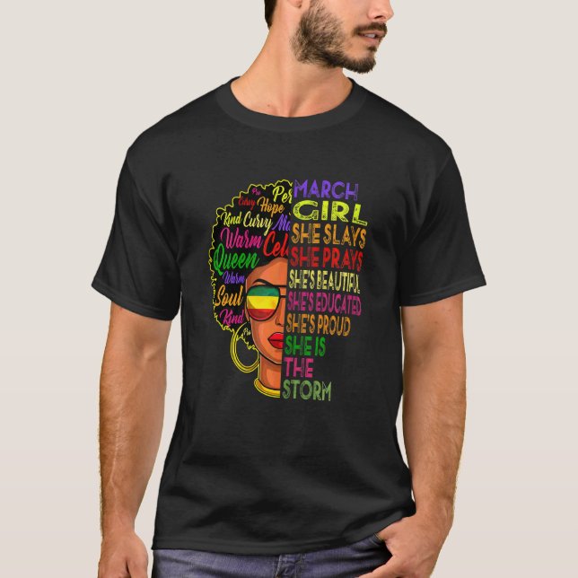Kvinnor mars födelsedag Flickor Mars Flickor Hon S T Shirt (Framsida)