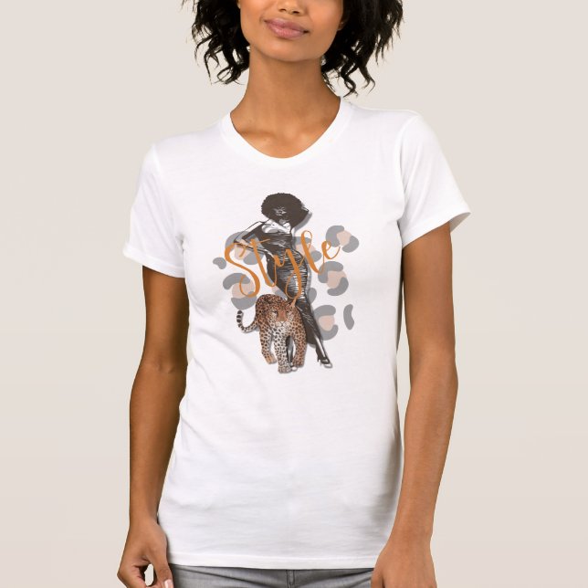 Kvinnor med Afro & leopard T-Shirt (Framsida)