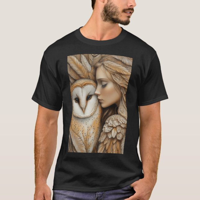 Kvinnor och Uggla i fjädrar T Shirt (Framsida)