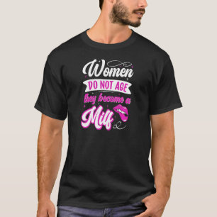 Kvinnor som är självsäkra på Bestie Mature Kvinnor T Shirt