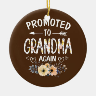 Kvinnor som befordras till mormor igen blommar nya julgransprydnad keramik