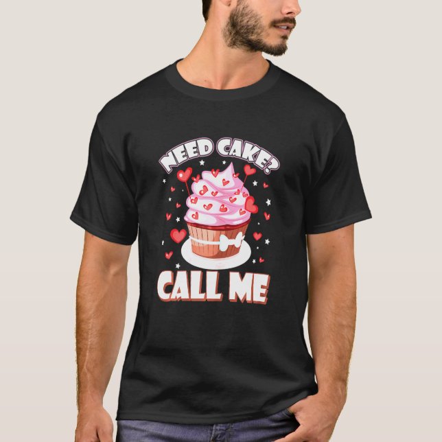 Kvinnor som behöver kummel kallar mig "Baking Sarc T Shirt (Framsida)