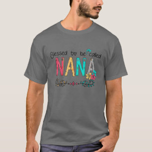 Kvinnor som har kallats Nana Lycklig Mors dag T Shirt