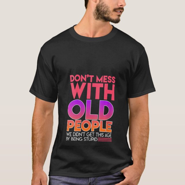 Kvinnor som inte är  med gamla Fars dag T Shirt (Framsida)