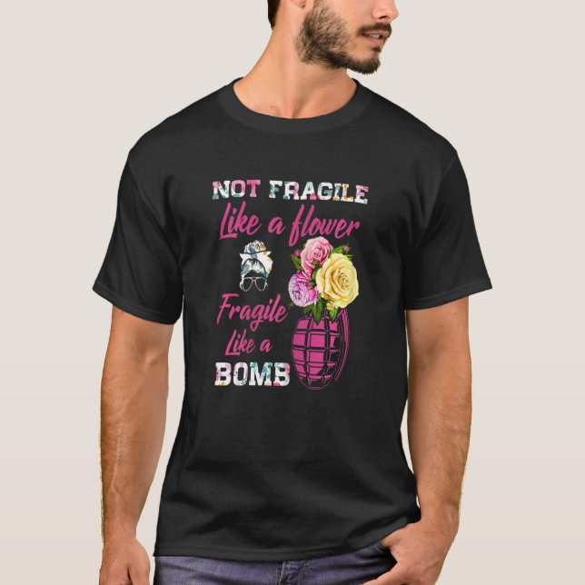 KVINNOR SOM INTE BLIR BREDDA SOM EN BROMSAM T SHIRT (Framsida)