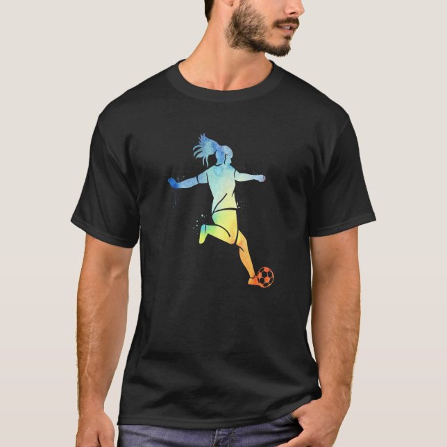 Kvinnor som spelar fotboll som jagar Multifärgaden T Shirt (Framsida)