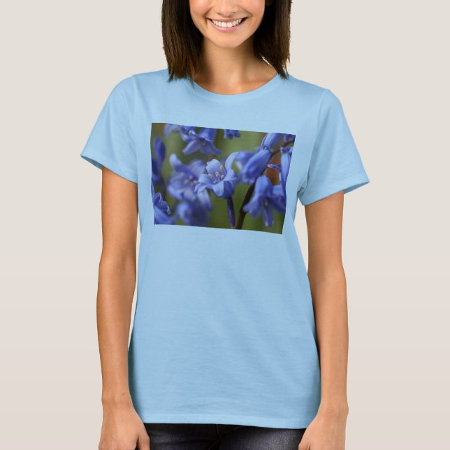 Kvinnor t-shirt med blå blomma (Framsida)