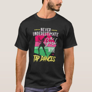 Kvinnor underskattar aldrig en flicka som knackar t shirt