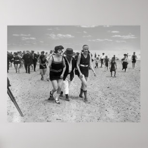 Kvinnor Violat Swimdress Decency Law c. 1923 Poster