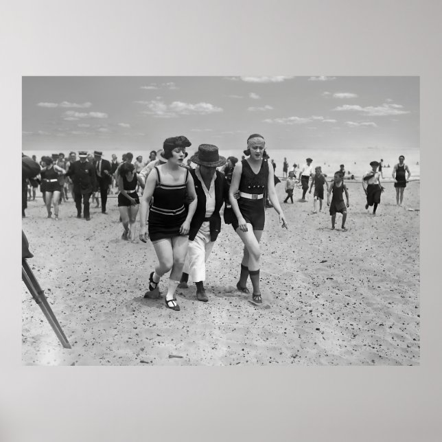 Kvinnor Violat Swimdress Decency Law c. 1923 Poster (Framsidan)