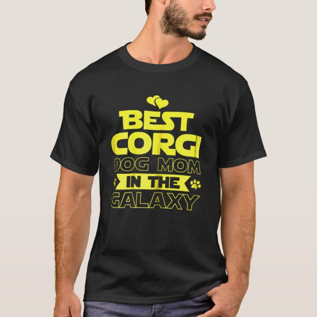 Kvinnors bästa Corgi Mamma i Galaxy T Shirt (Framsida)