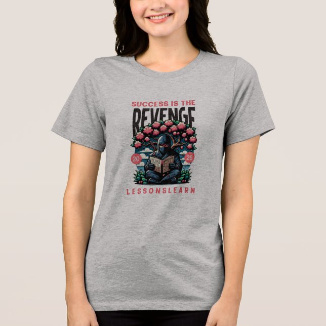 KVINNORS FRAMGÅNG HÄMND LEKTIONER LÄR T-SHIRT (Framsida)