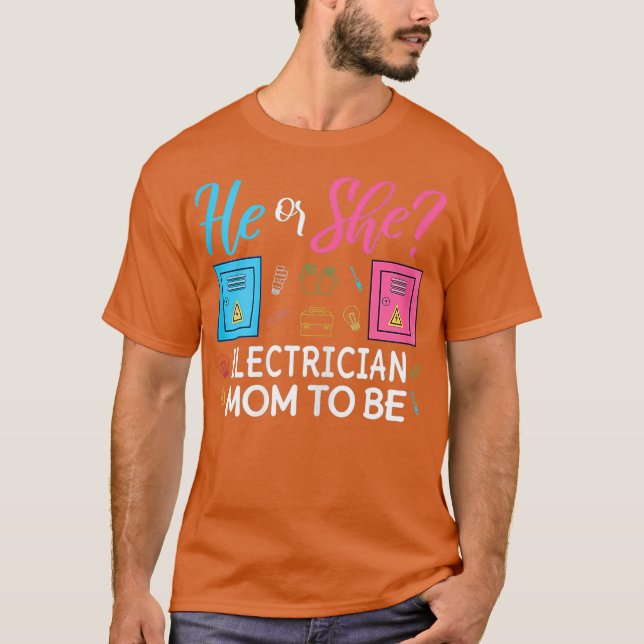 Kvinnors Gender visar att han eller hon Mamma komm T Shirt (Framsida)